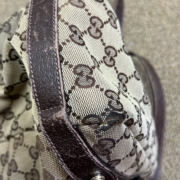 Gucci Beige and Brown Shoulder Bag - Picture 7 of 10